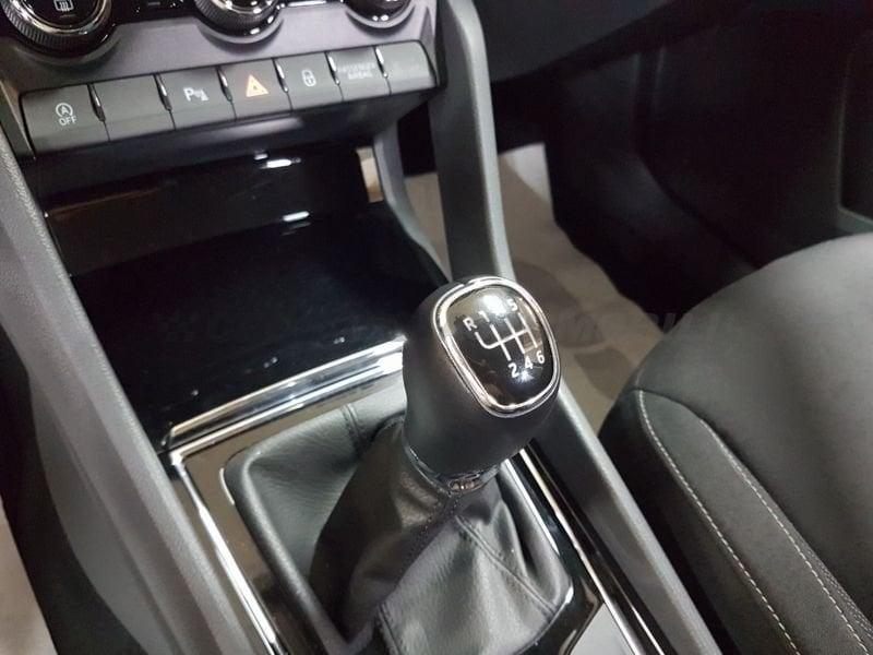 Skoda Karoq 2022 1.0 tsi Executive 110cv