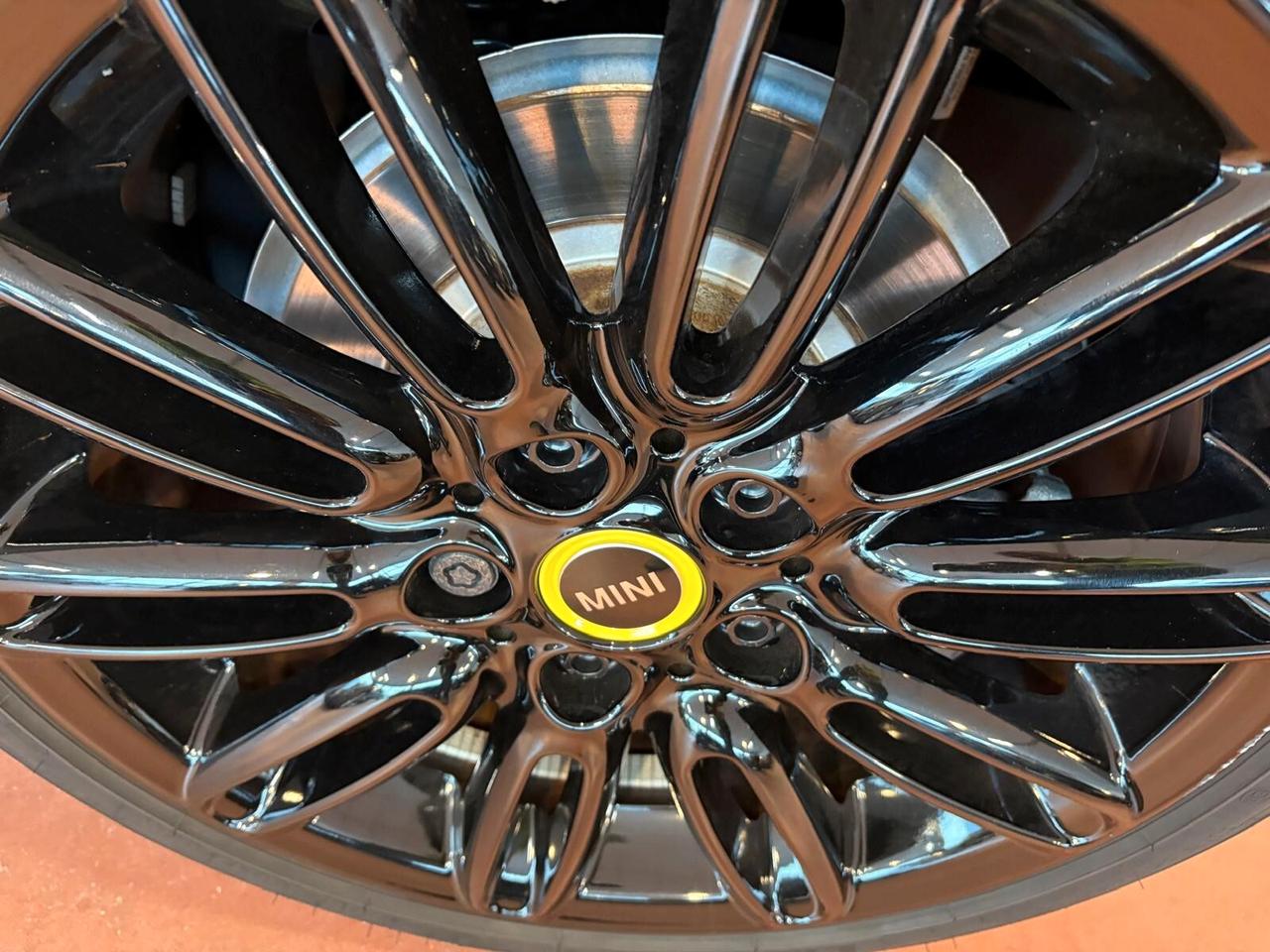 Mini Cooper SE ESSENTIAL Full Electric UNICO PR.
