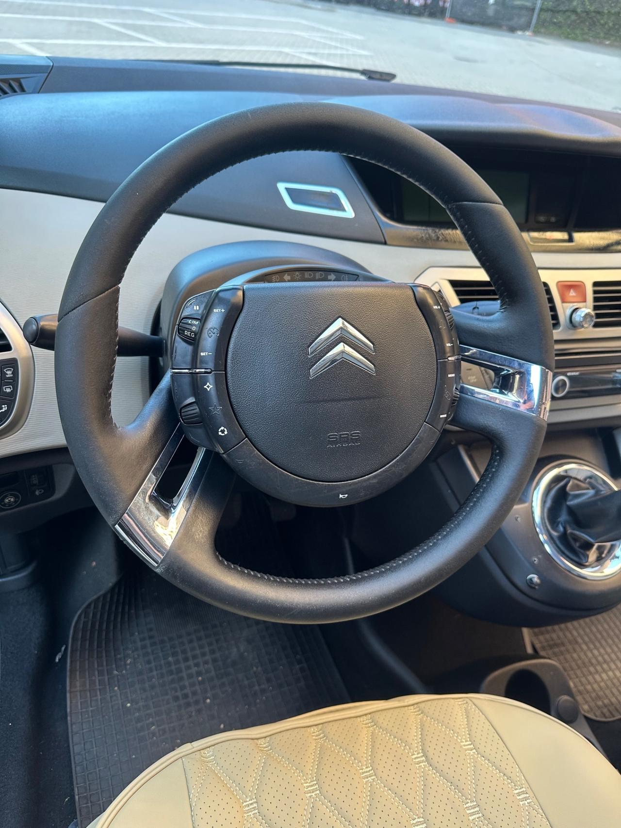 Citroen C4 1.4 16V VTR