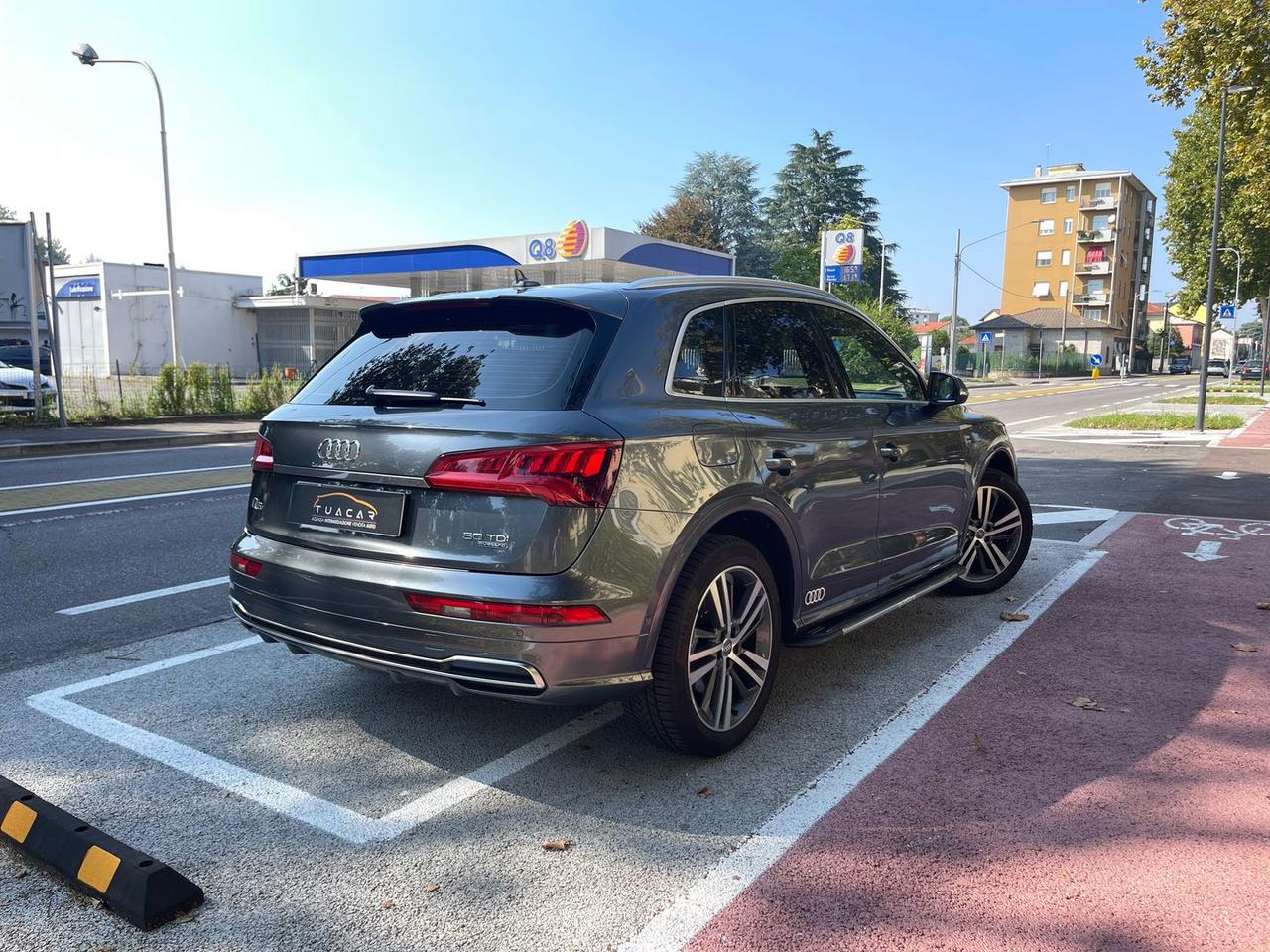 Audi Q5 S Line Plus 3.0 50 TDI #6981