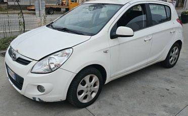 Hyundai i20 1.2 5p. GUIDABILE DA NEOPATENTATI