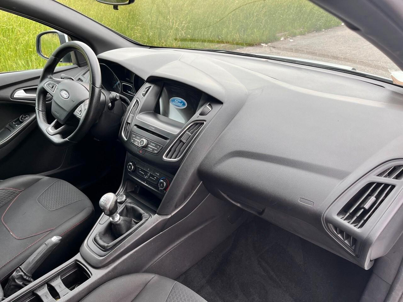 Ford Focus 1.0 EcoBoost 125 CV Start&Stop ST Line