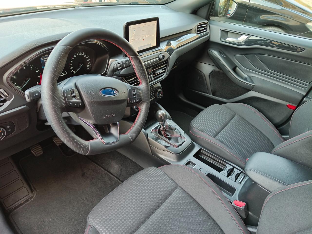 Ford Focus 1.0 EcoBoost Hybrid 125 CV 5p. ST-Line