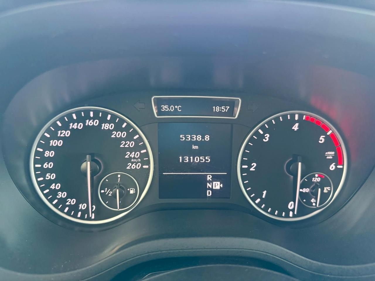 Mercedes-benz B 200 CDI BlueEFFICIENCY Premium