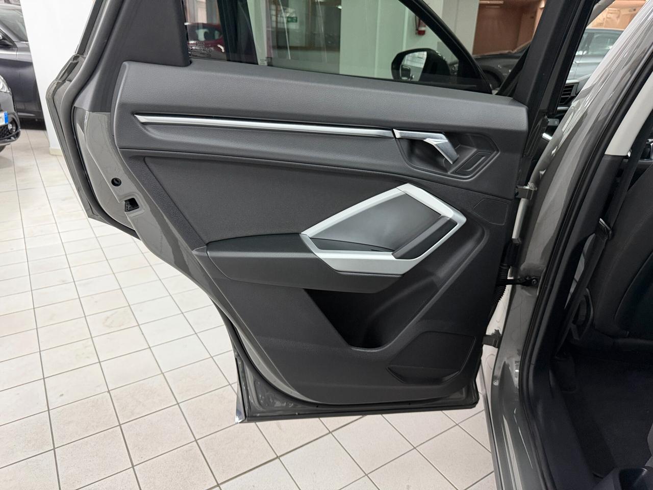 Audi Q3 35 2.0 TDI BUSINESS ADVANCED QUATTRO S-TRONIC 4 TELECAMERE VIRTUAL COCKPIT 18 RUOTINO BLIND