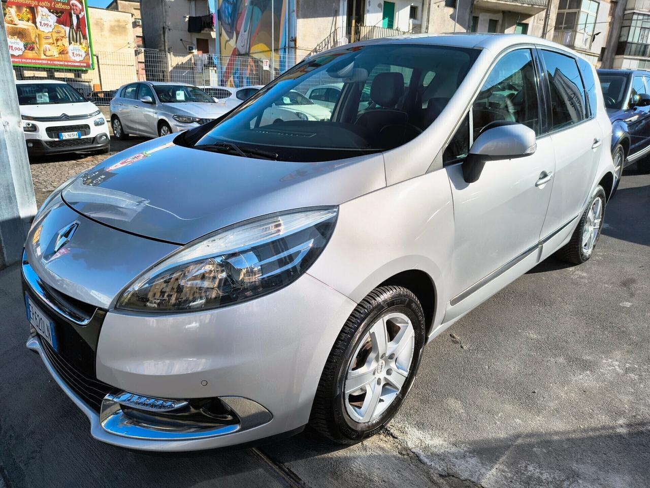 RENAULT SCENIC XMOD 1.5 DIESEL SOLO 130.000 KM ANNO 2013