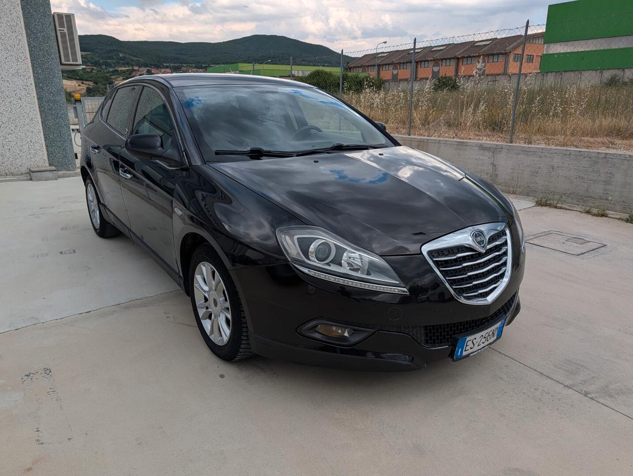 Lancia Delta 1.6 MJT DPF Gold