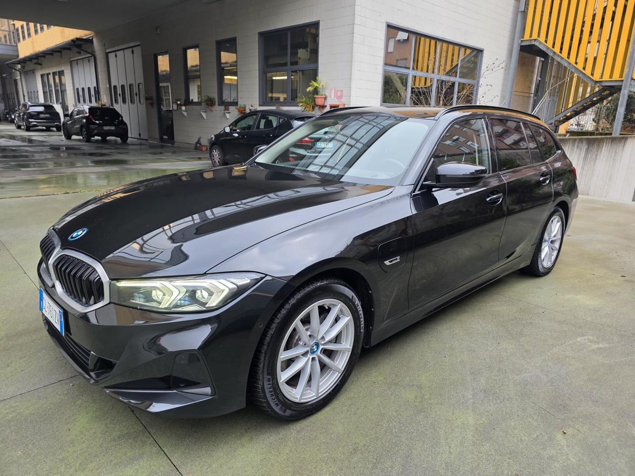 Bmw 320 330e xDrive Touring
