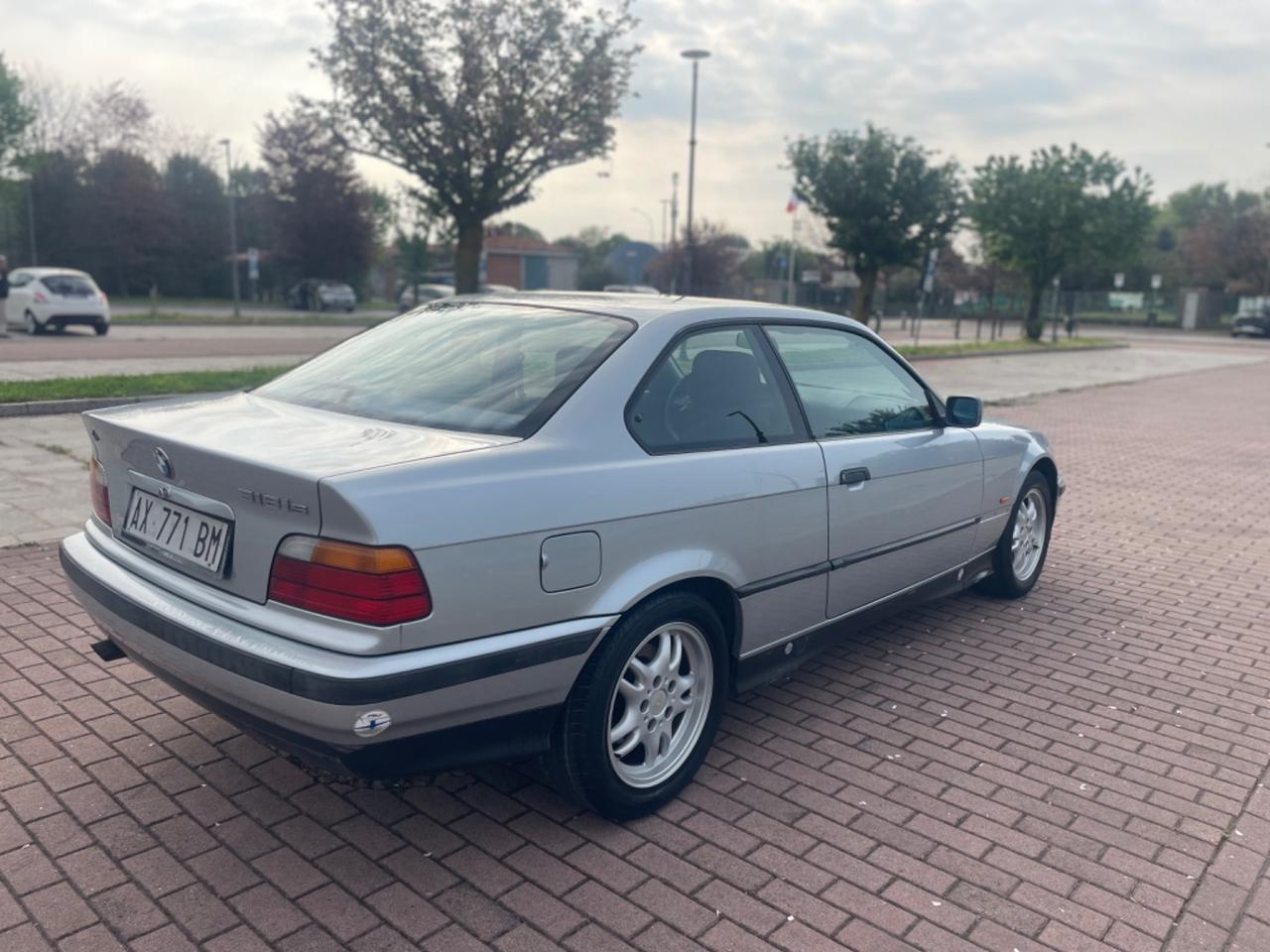 Bmw 318 318is 1.9 16V cat Coupé