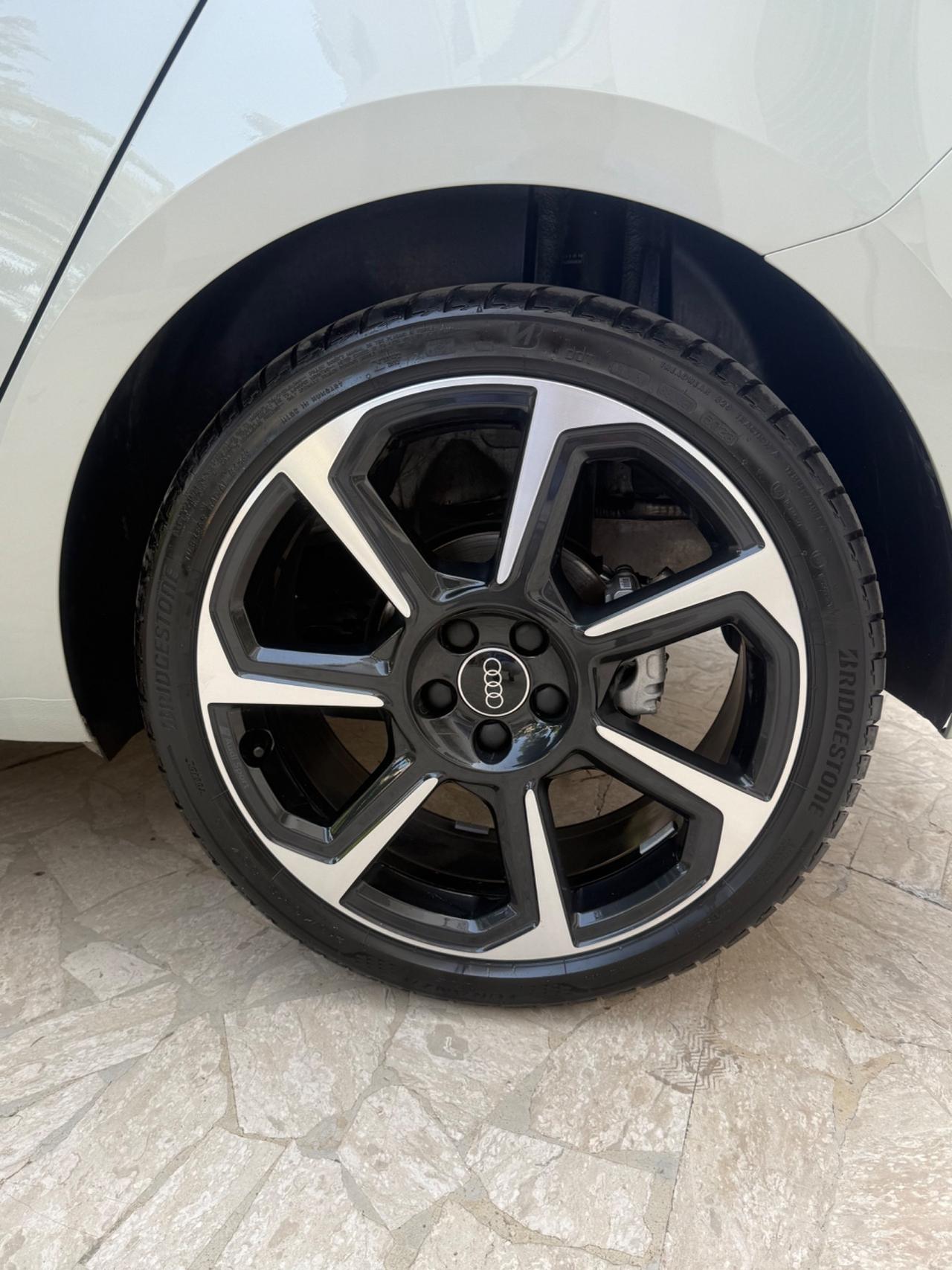 Audi A1 SPB 35 TFSI S tronic S line edition