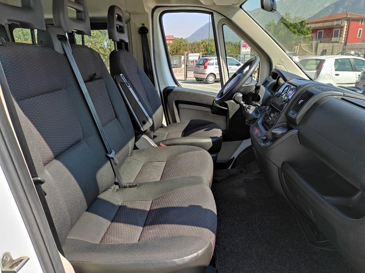 Renault Trafic PASSENGER 9 POSTI X NOLEGGIO