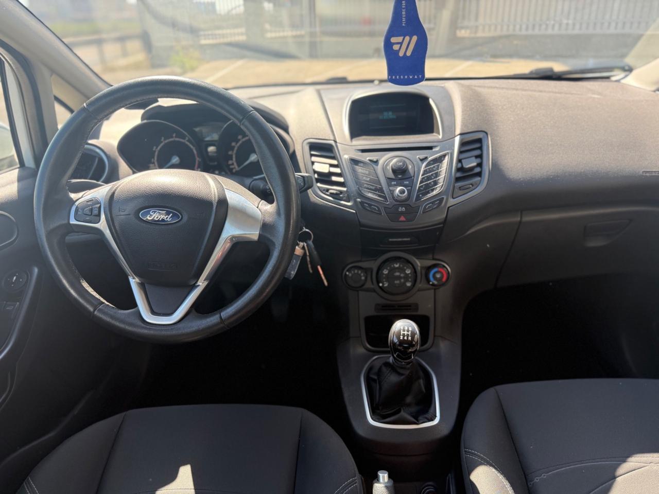 Ford Fiesta 1.2 60CV 5 porte Titanium unico pro. 30.000km