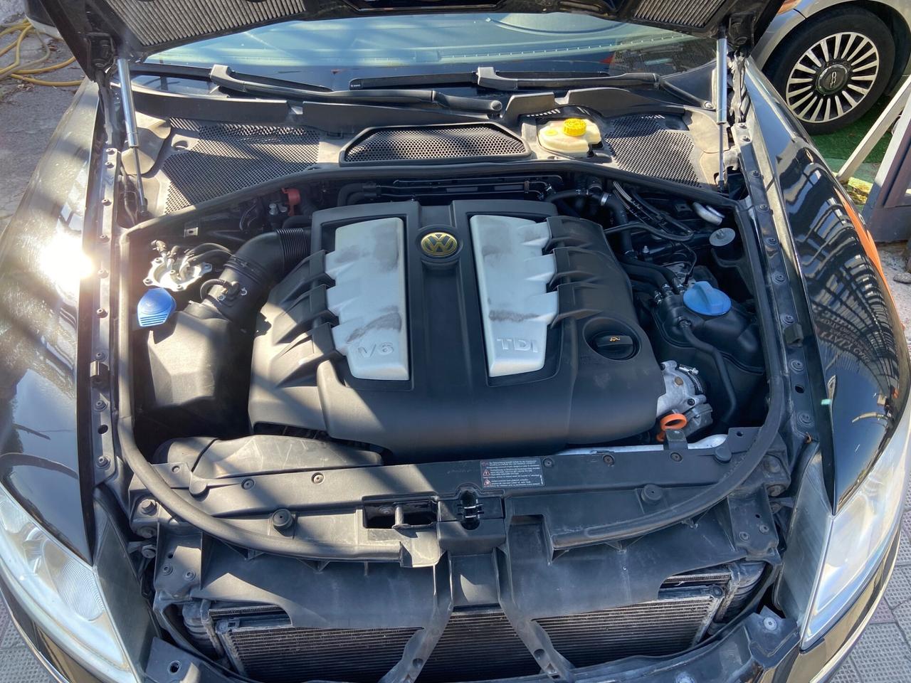 Volkswagen Phaeton 3.0 V6 TDI DPF 4mot. tip. 5 posti automatica