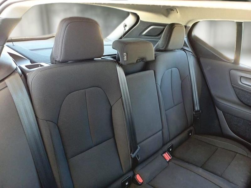 VOLVO XC40 T2 AUTOMATICO MOMENTUM SUV