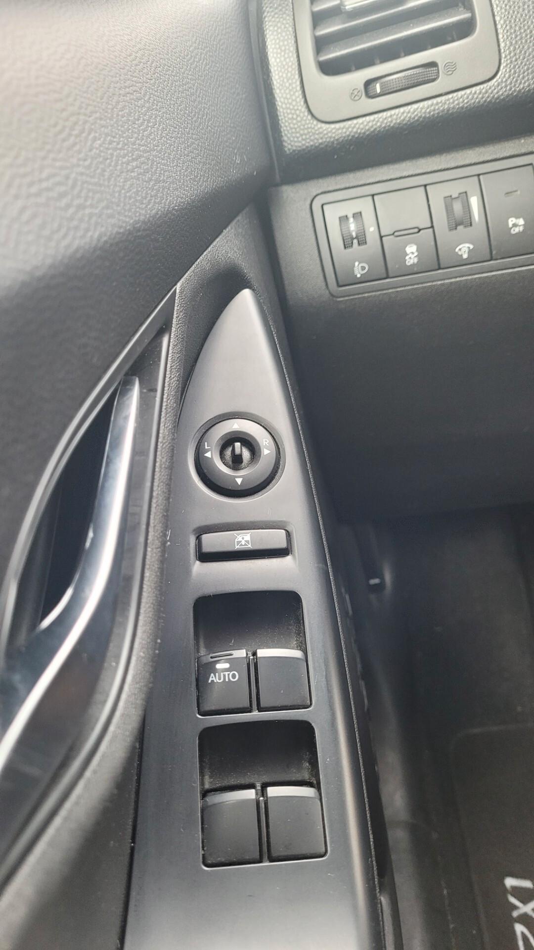 Hyundai iX20 1.4 CRDI 90 CV Style .. Adatta Ai Neopatentati..