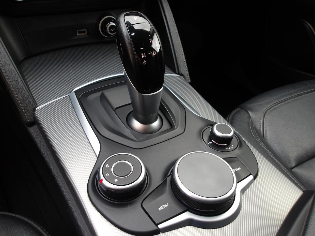 Alfa Romeo Stelvio 2.2 t Executive Q4 210cv auto