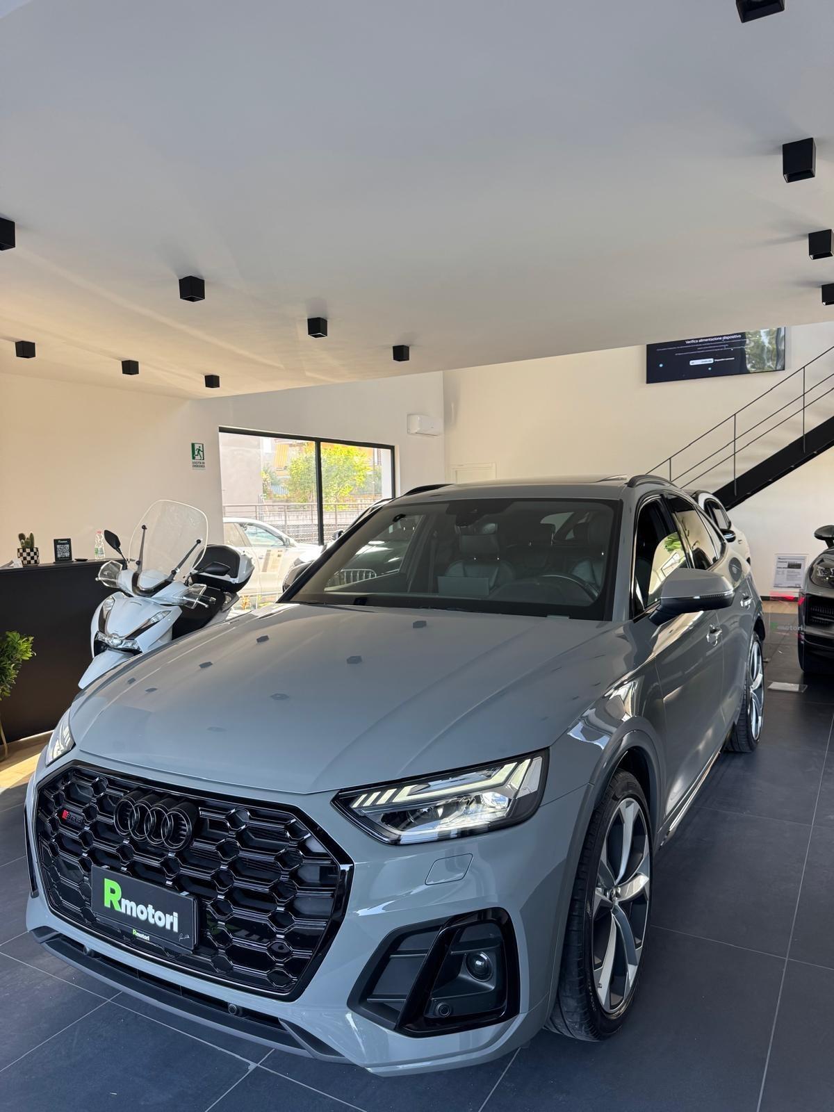 Audi SQ5 S-line