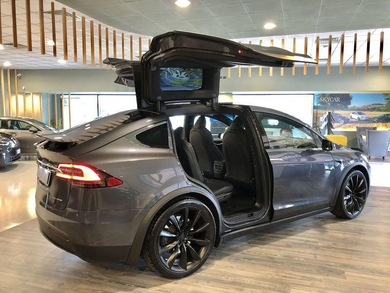 Tesla Model X Long Range AWD Raven 7 Posti Gancio traino