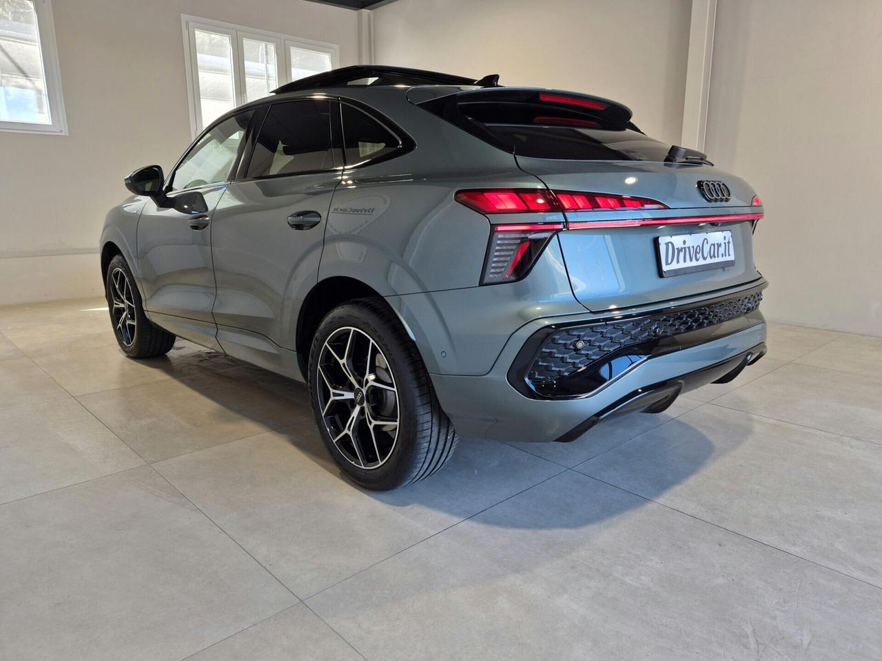 Audi Q3 SPORTBACK TFSI S LINE EDITION S-TRONIC *NUOVO MODELLO* TETTO APRIBILE PANORAMICO MATRIX COCKPIT CARPLAY TECH PLUS