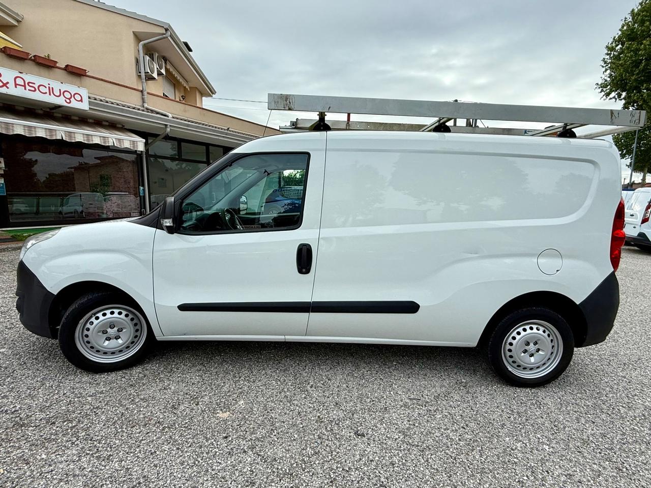 Opel Combo 1.4 Turbo EcoM Van Ok NEOPATENTATI