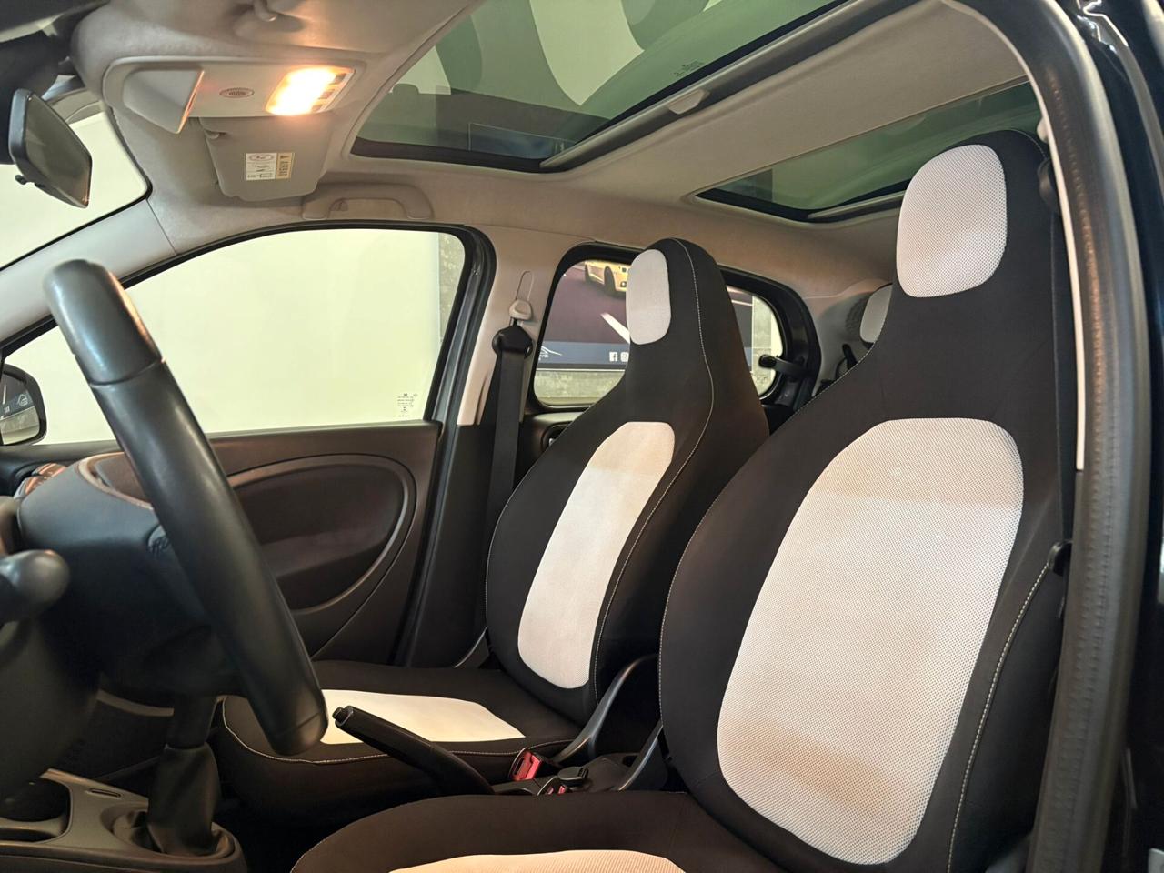 Smart ForFour 1000cc 71cv Allestimento Passion