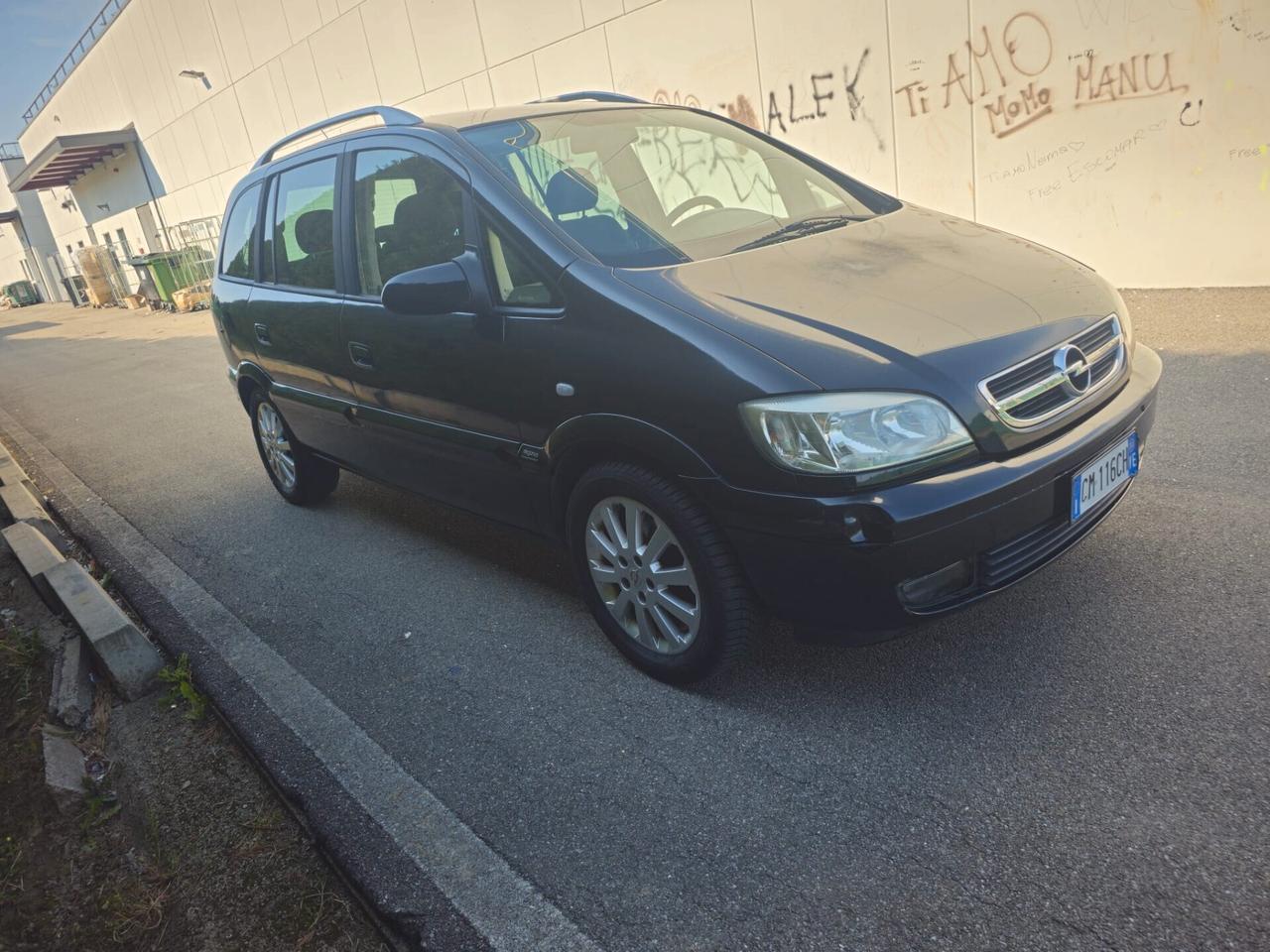 Opel Zafira 2.2 16V DTI cat Elegance