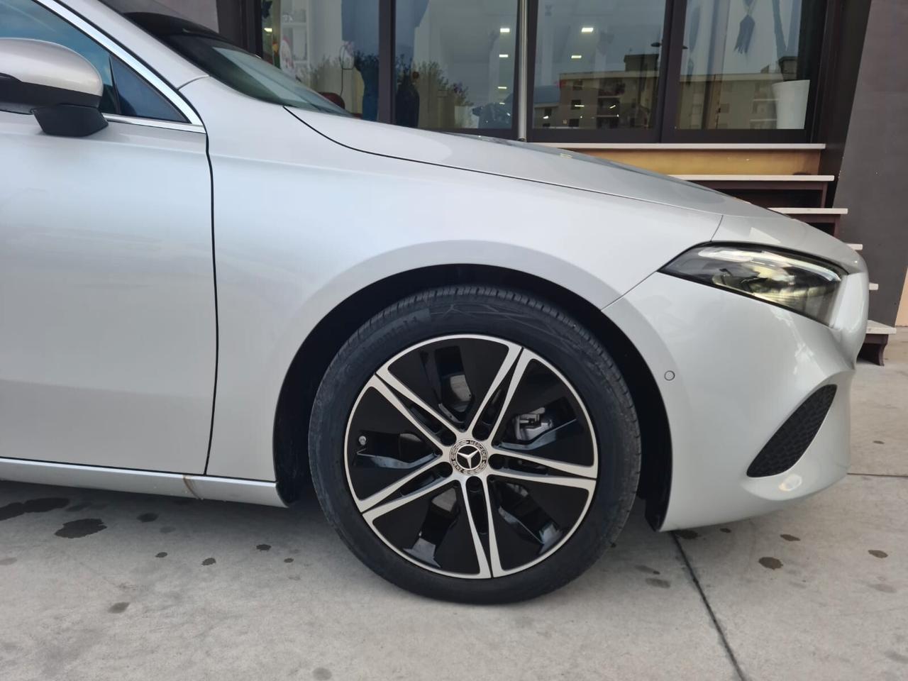 Mercedes-benz A 180 A 180 d Automatic Advanced