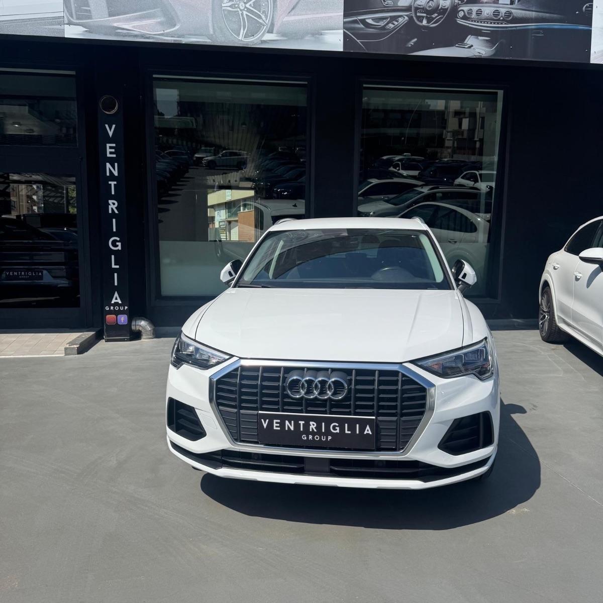 AUDI - Q3 - 35 TDI S tronic Business