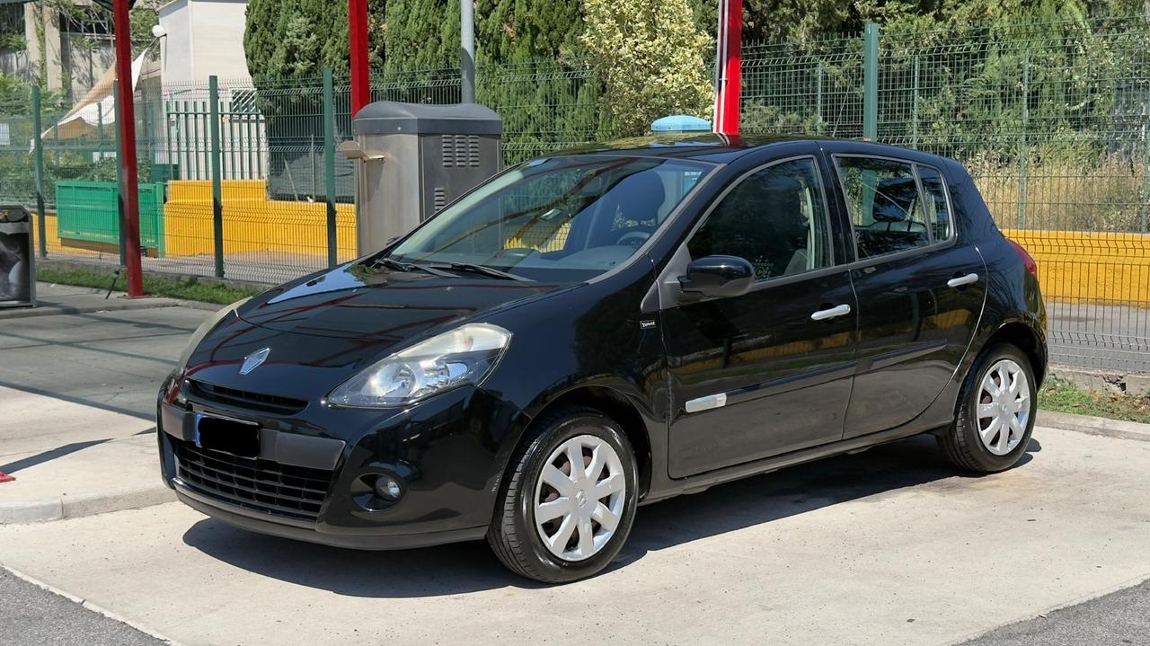 Renault Clio 1.2 16V 5 porte GPL Yahoo! 2012