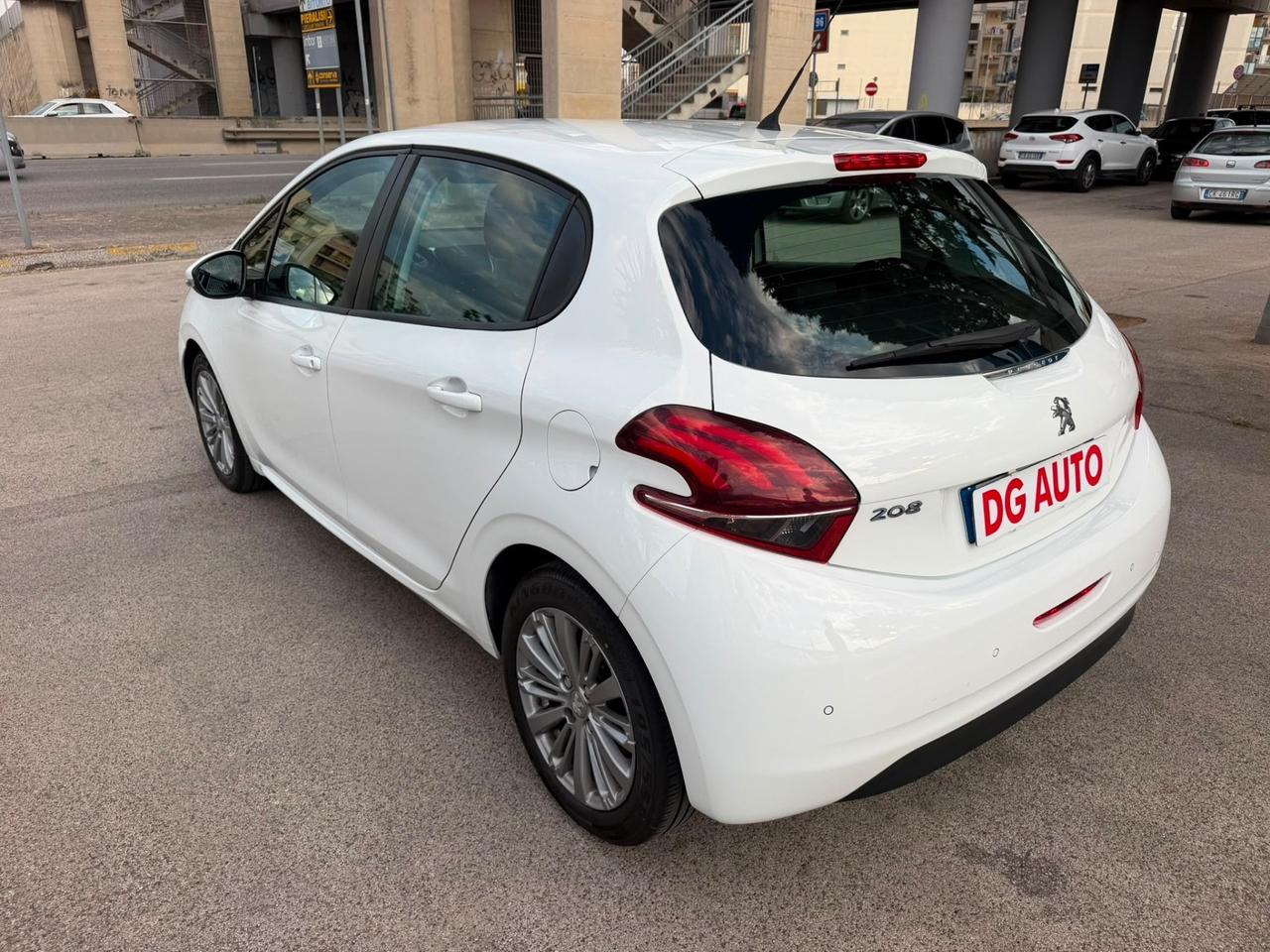 Peugeot 208 BlueHDi 75 S&S 5 porte Active