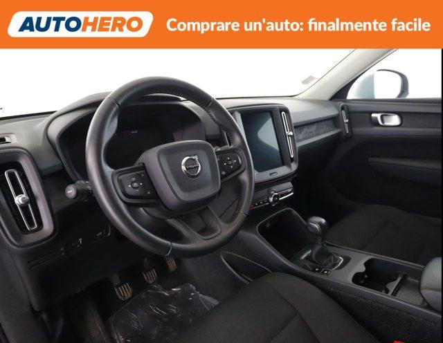 VOLVO XC40 T3