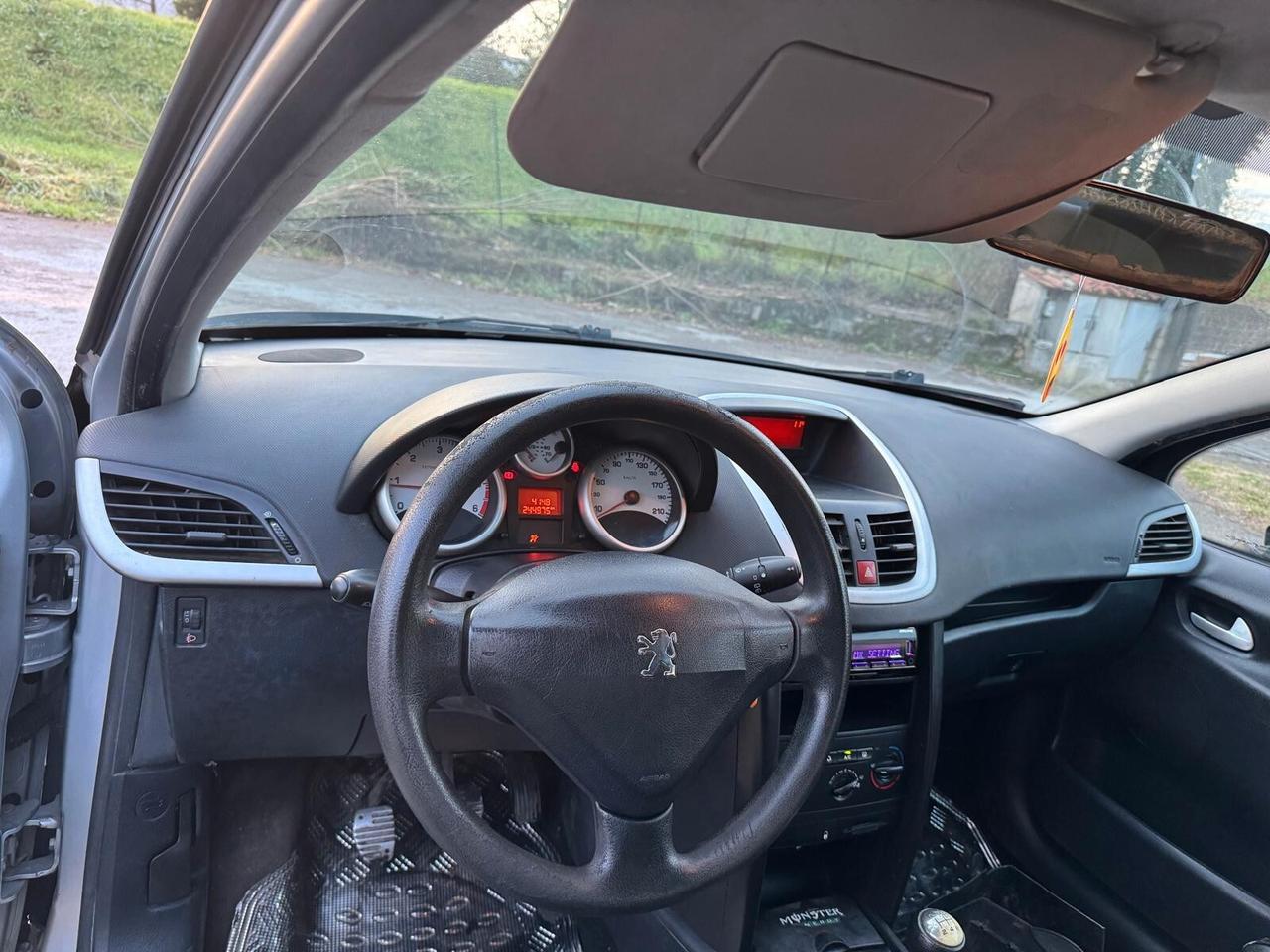 Peugeot 207 1.4 HDi 70CV 3p. ONE Line