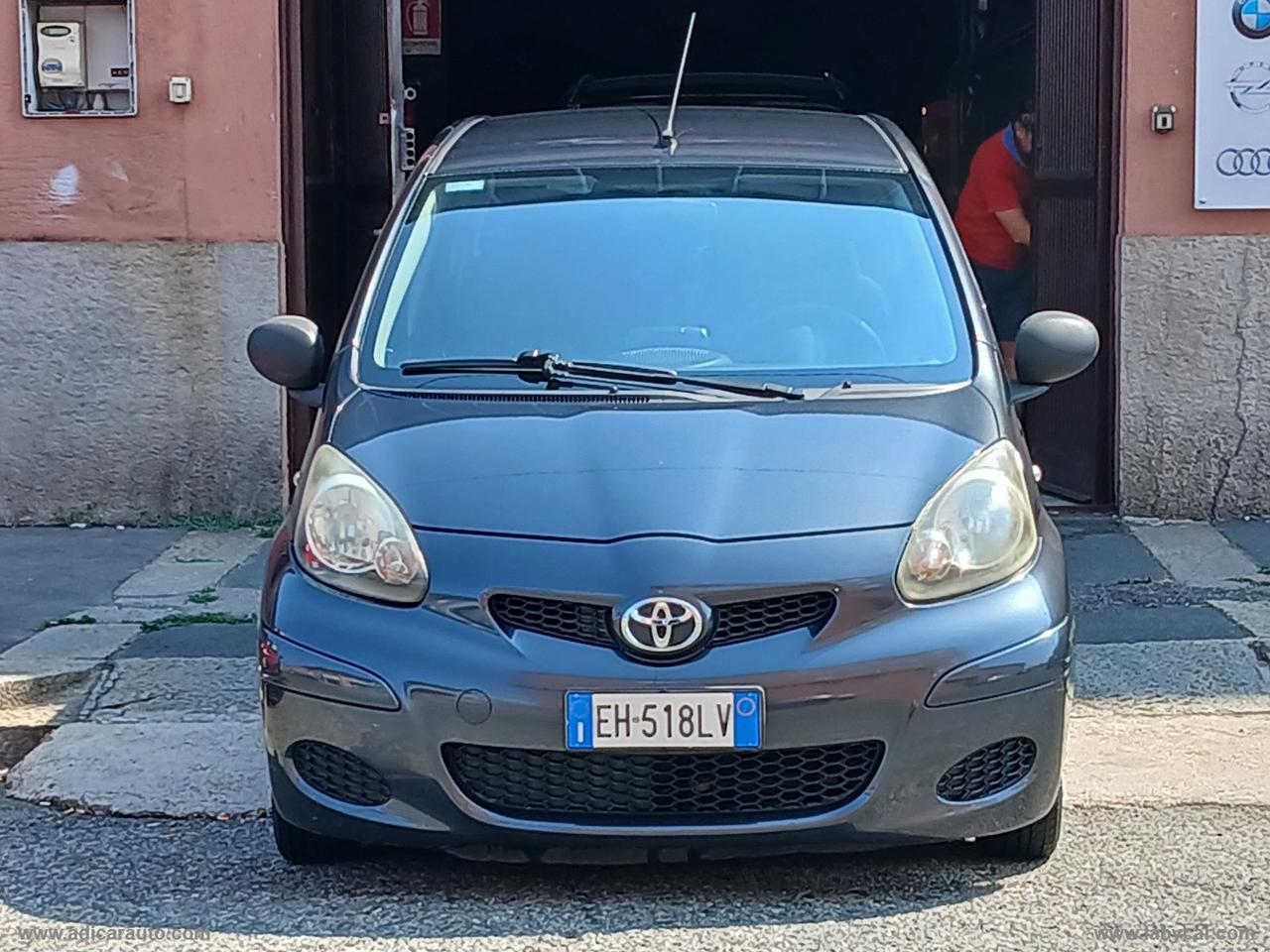 TOYOTA Aygo 1.0 VVT-i 5p. Connect
