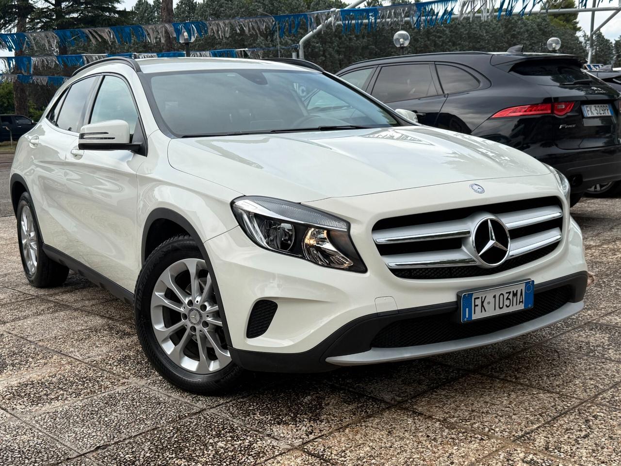 " DA VETRINA " Mercedes-benz GLA 180 d Business