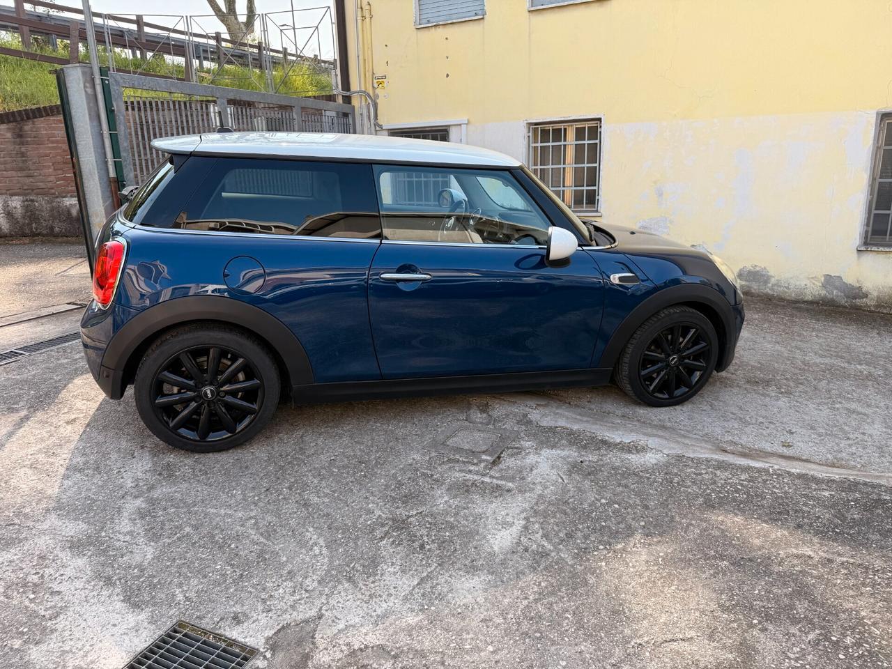 Mini 1.5 Cooper D Euro 6B Come Nuova