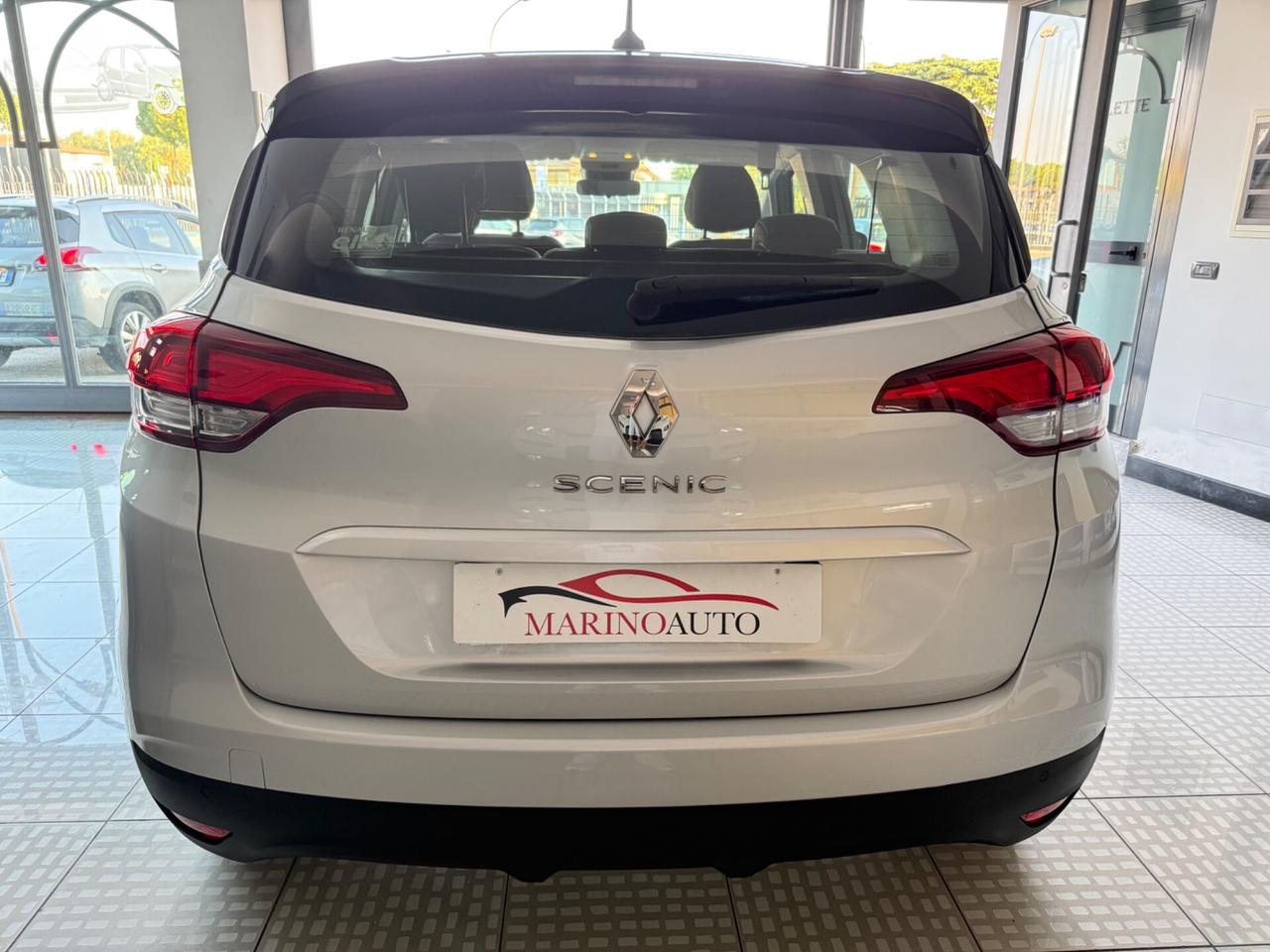 Renault Scenic Scénic dCi 8V 110 CV EDC Energy Sport Edition2