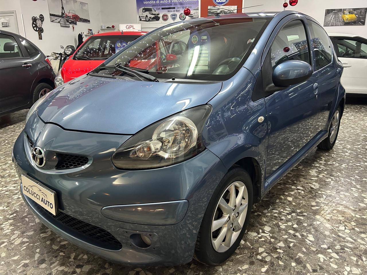 Toyota Aygo 1.0 Benz 5 porte A/C Servosterzo