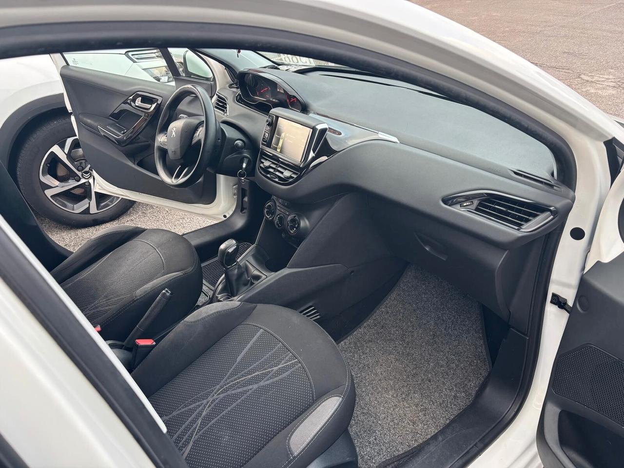 Peugeot 208 1.4 HDi 68 CV 5 porte Active