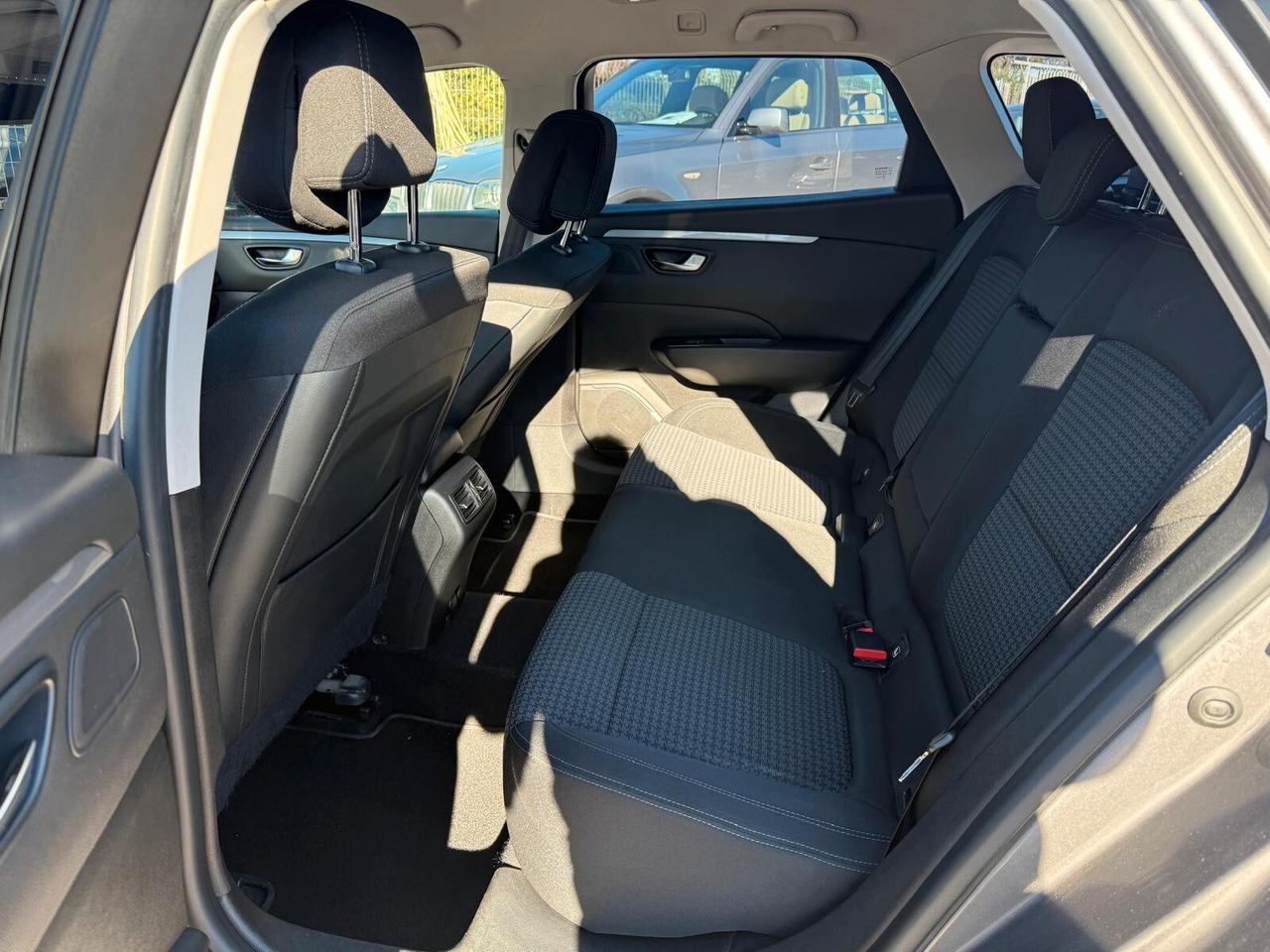 Renault Talisman Sporter Blue dCi 120 CV Business