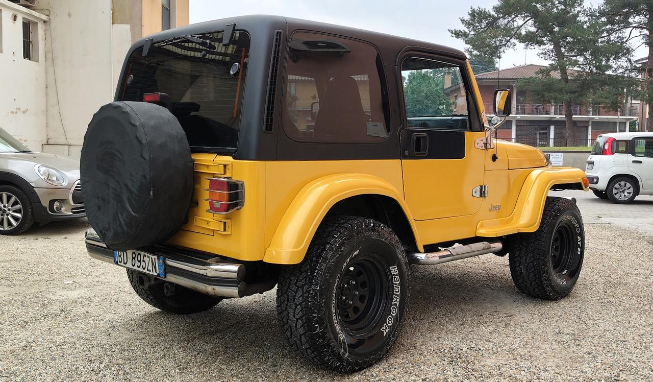 Jeep Wrangler 4.0 GPL Aut 4 posti