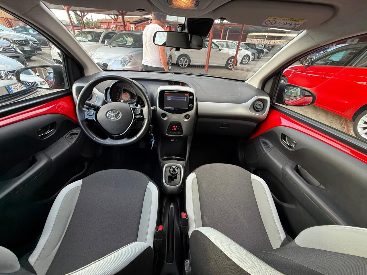 Aygo 1.0 ( 25 mila km ) unipro-automatica-neopatentati