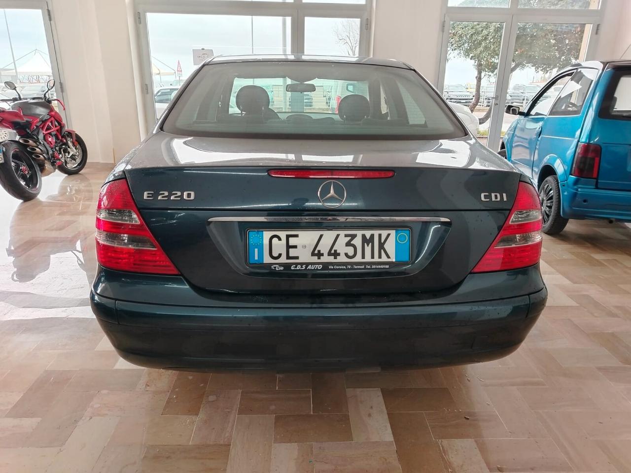Mercedes-benz E 220 CDI cat Avantgarde