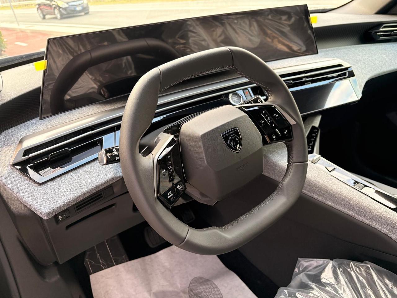 Peugeot 5008 Hybrid 145 e-DCS6 Allure 7 POSTI KM0