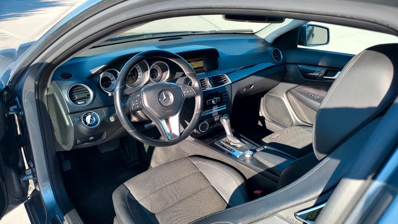 Mercedes-benz C 220 CDI Coupé Avantgarde