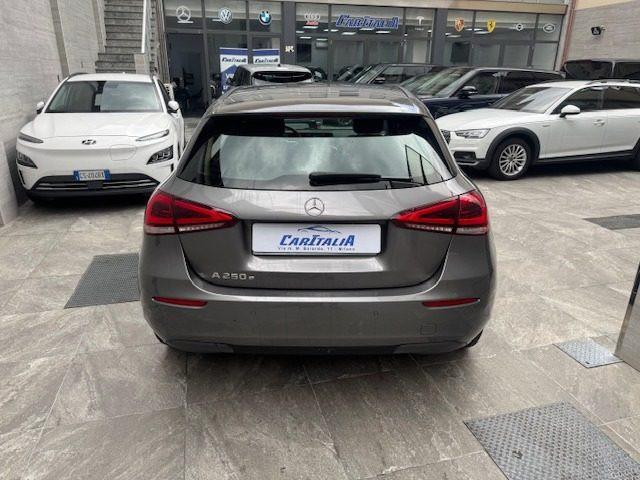 MERCEDES-BENZ A 250 e Automatic EQ-Power Business Extra
