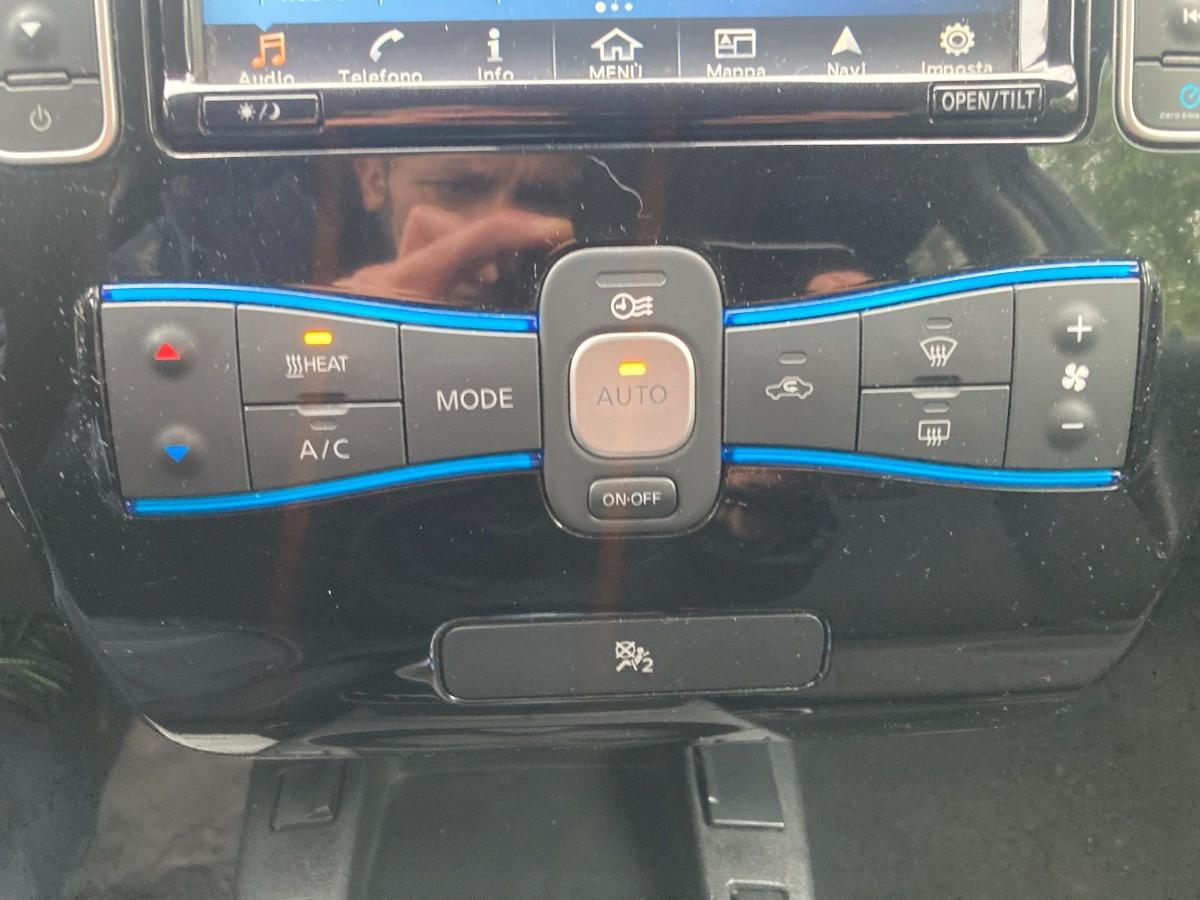 NISSAN Leaf Tekna 30kW 109cv