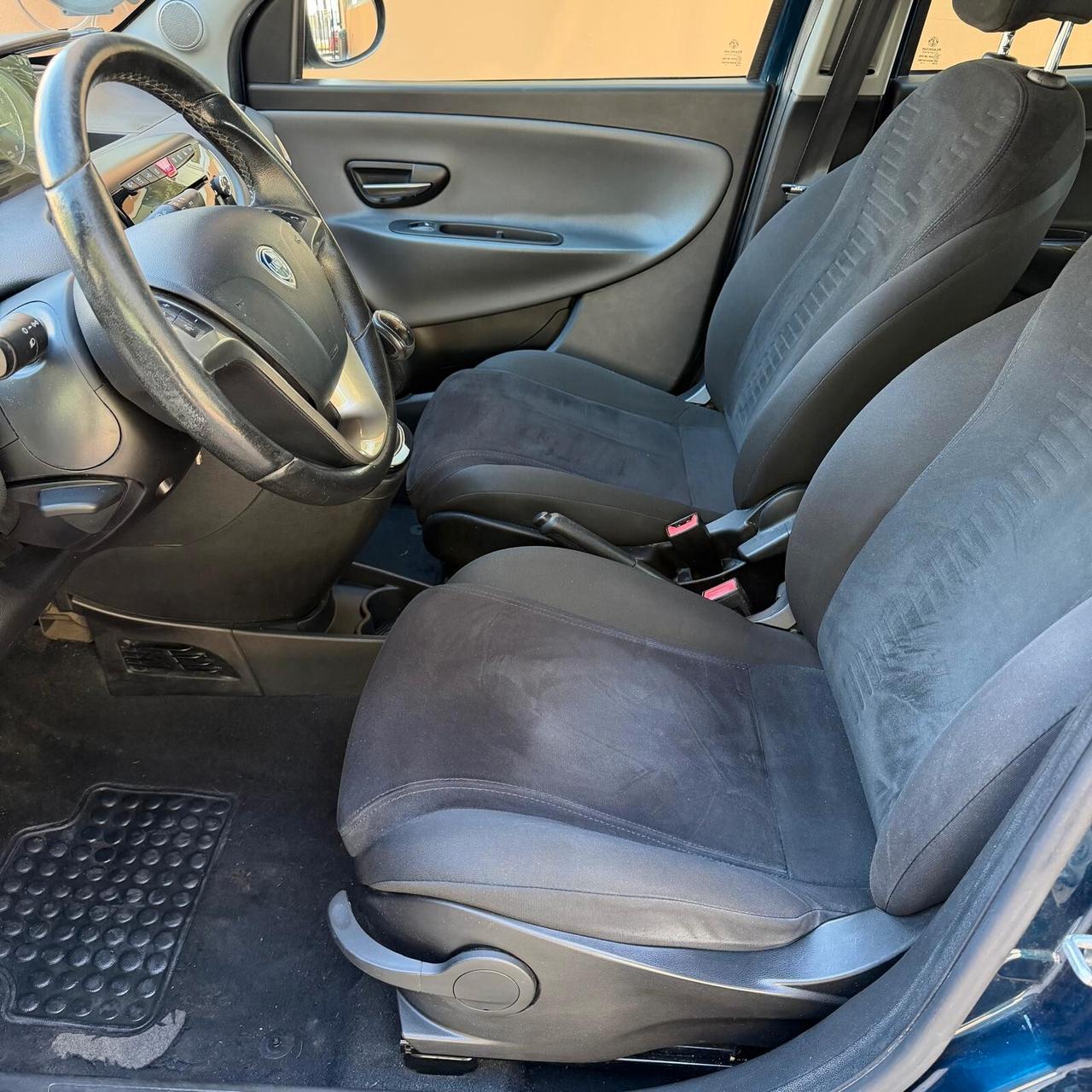 Lancia Ypsilon 0.9 BENZINA AUTOMATICA