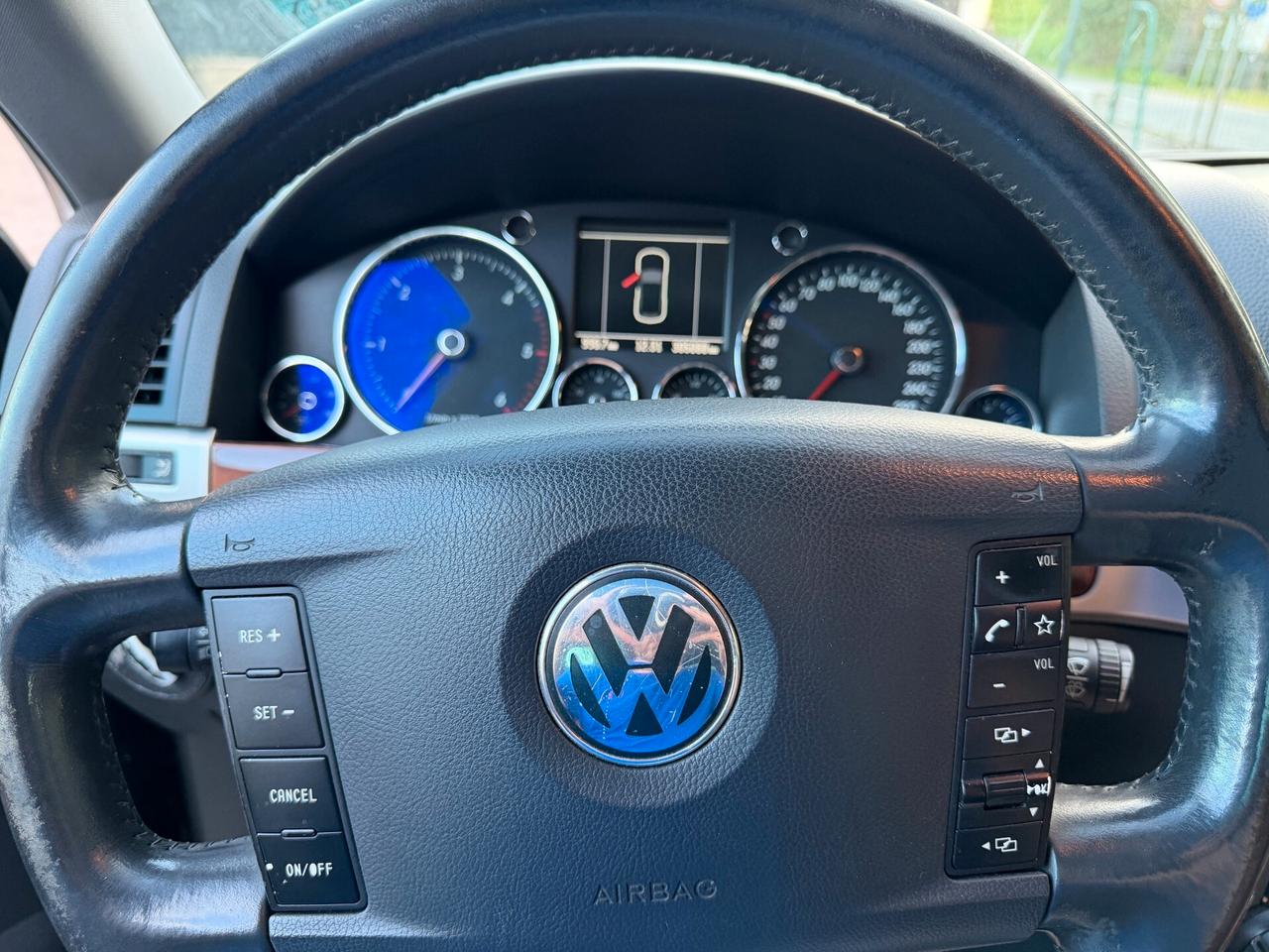 Touareg 5.0 V10 TDI tiptronic, PERDITA OLIO, GANCIO TRAINO