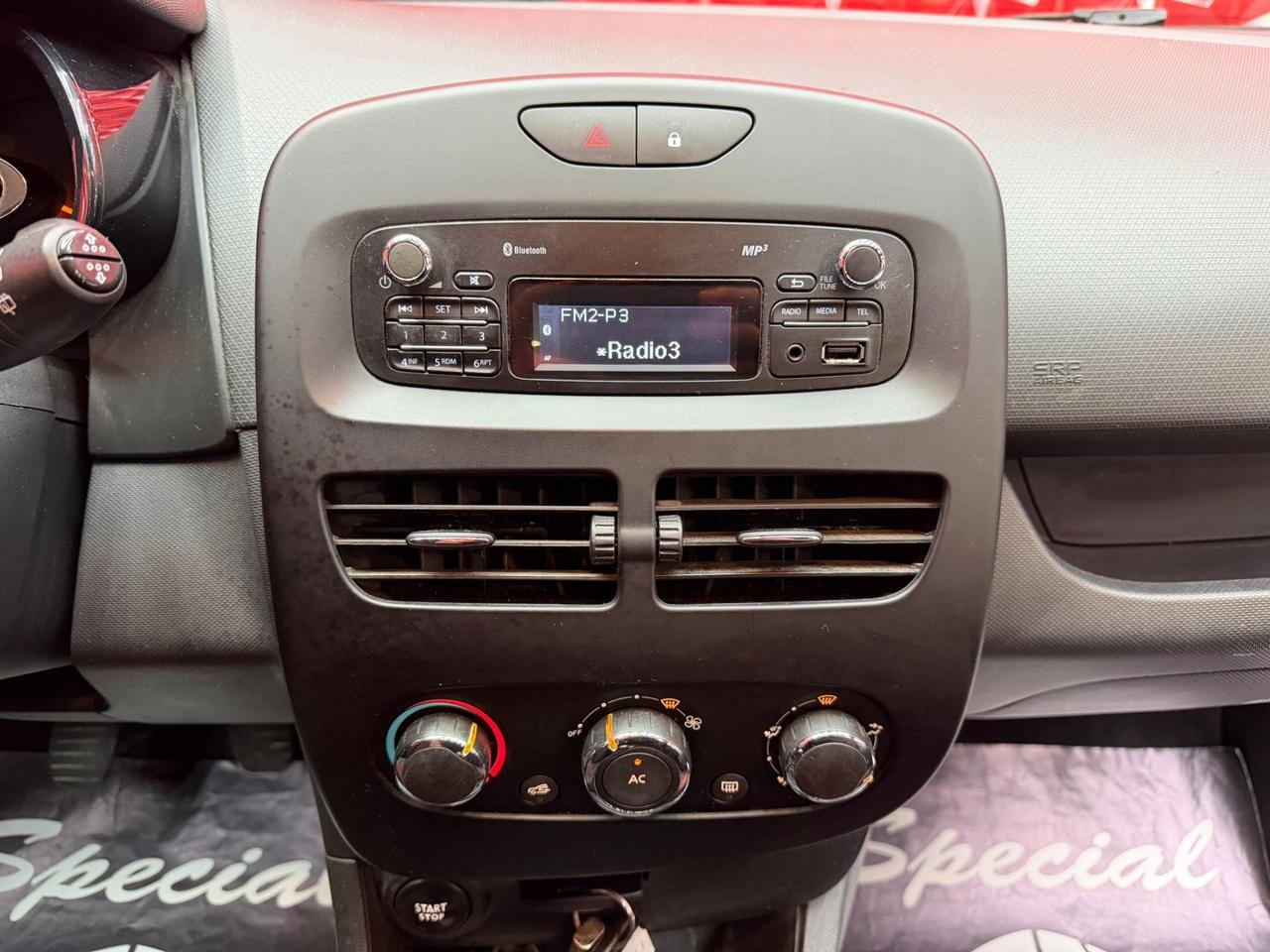 Renault Clio 1.2 75CV GPL 5 porte Live OK NEOPATENTATI