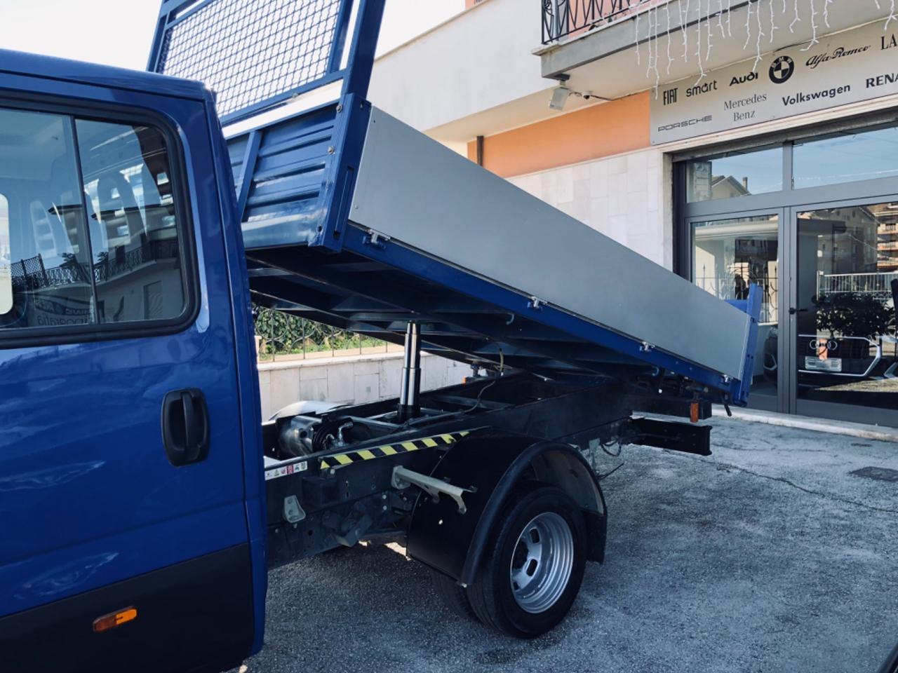 IVECO DAILY RIBALTABILE DOPPIA CABINA 7 POSTI